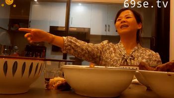 【无情的屌】168CM极品短发美女返场，黑丝美腿舔骚逼，骑乘位爆操美臀，拉着丝袜后入- www.jd-av.com